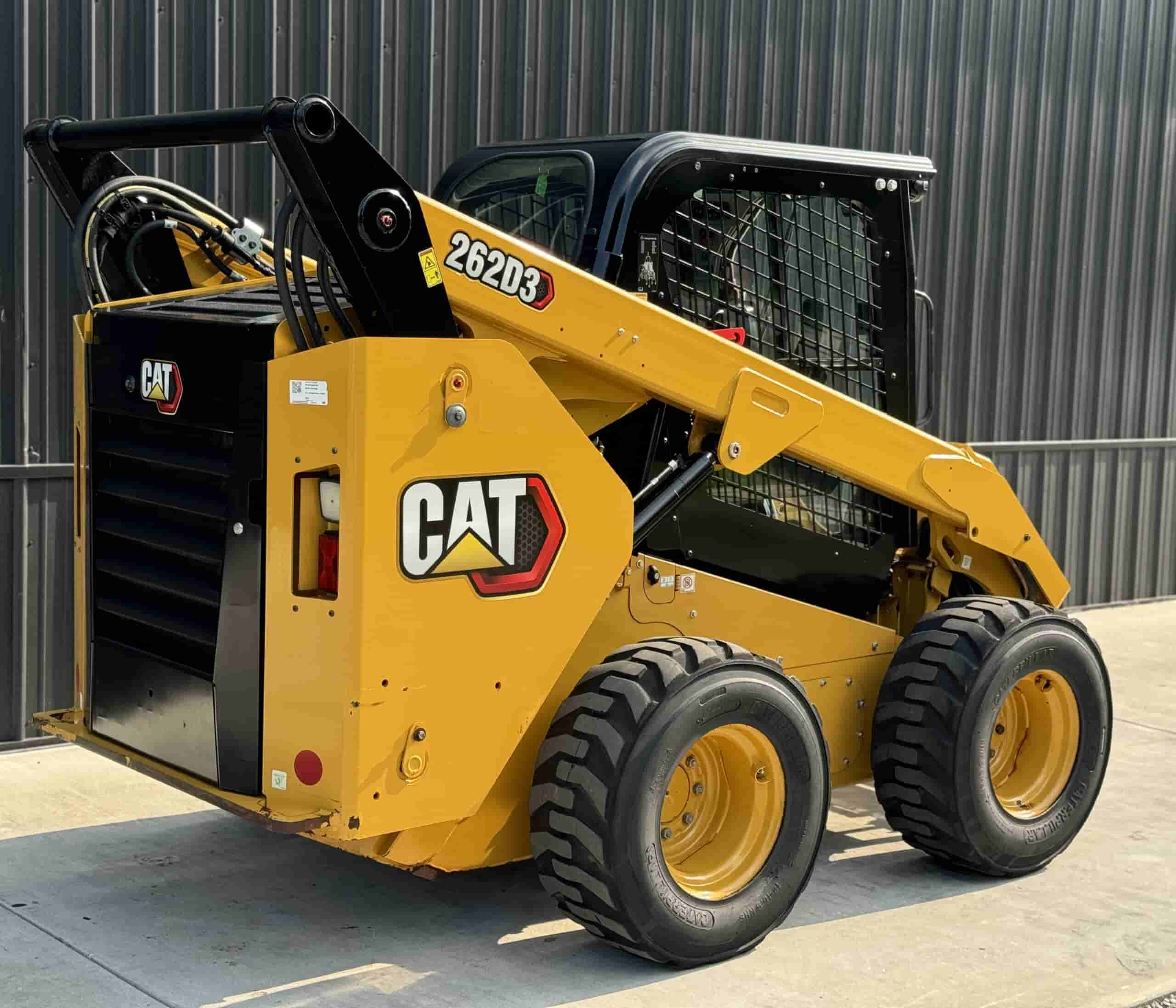 2021 CAT 262D3
